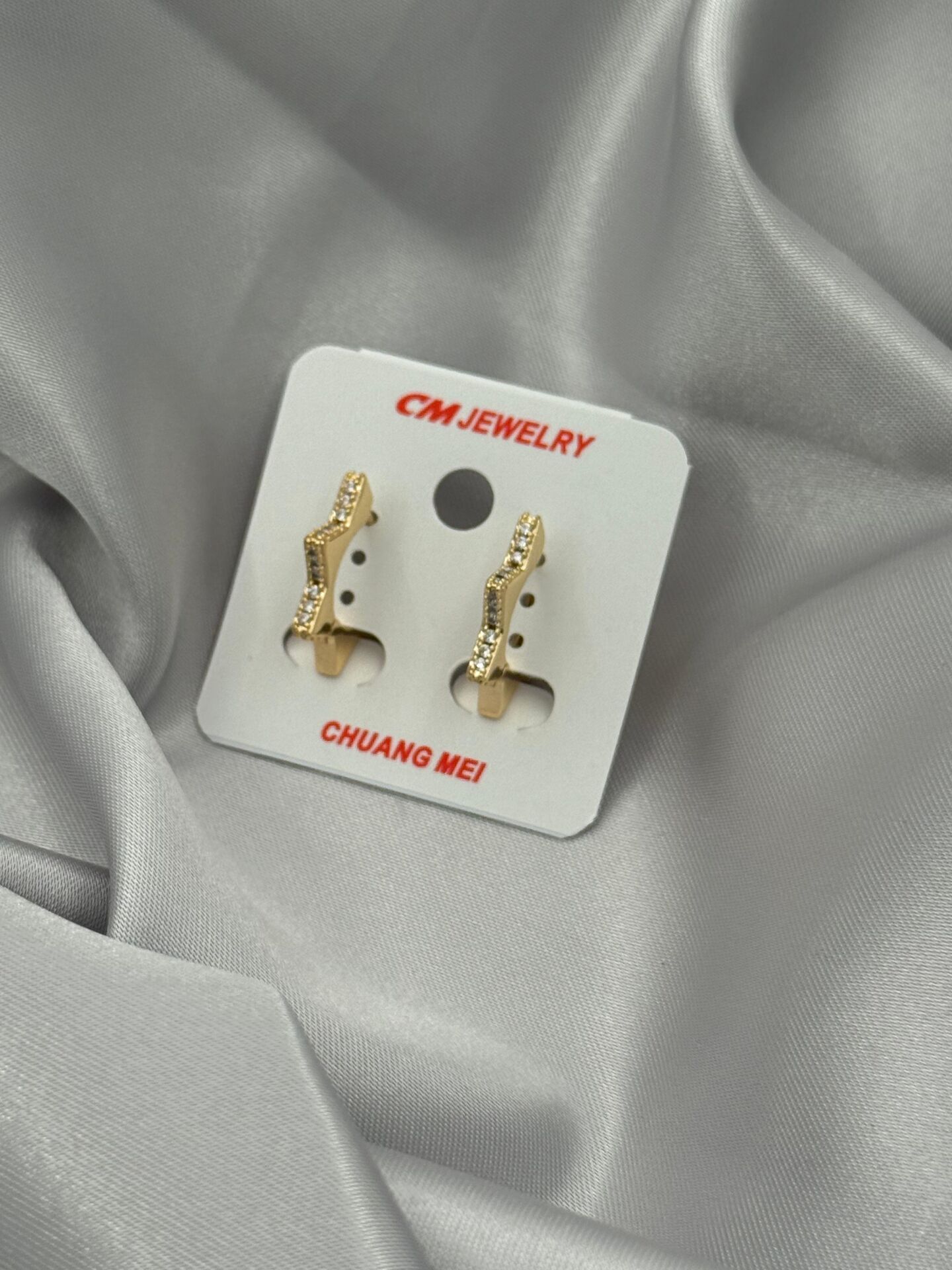 CM Küpe // CM-070