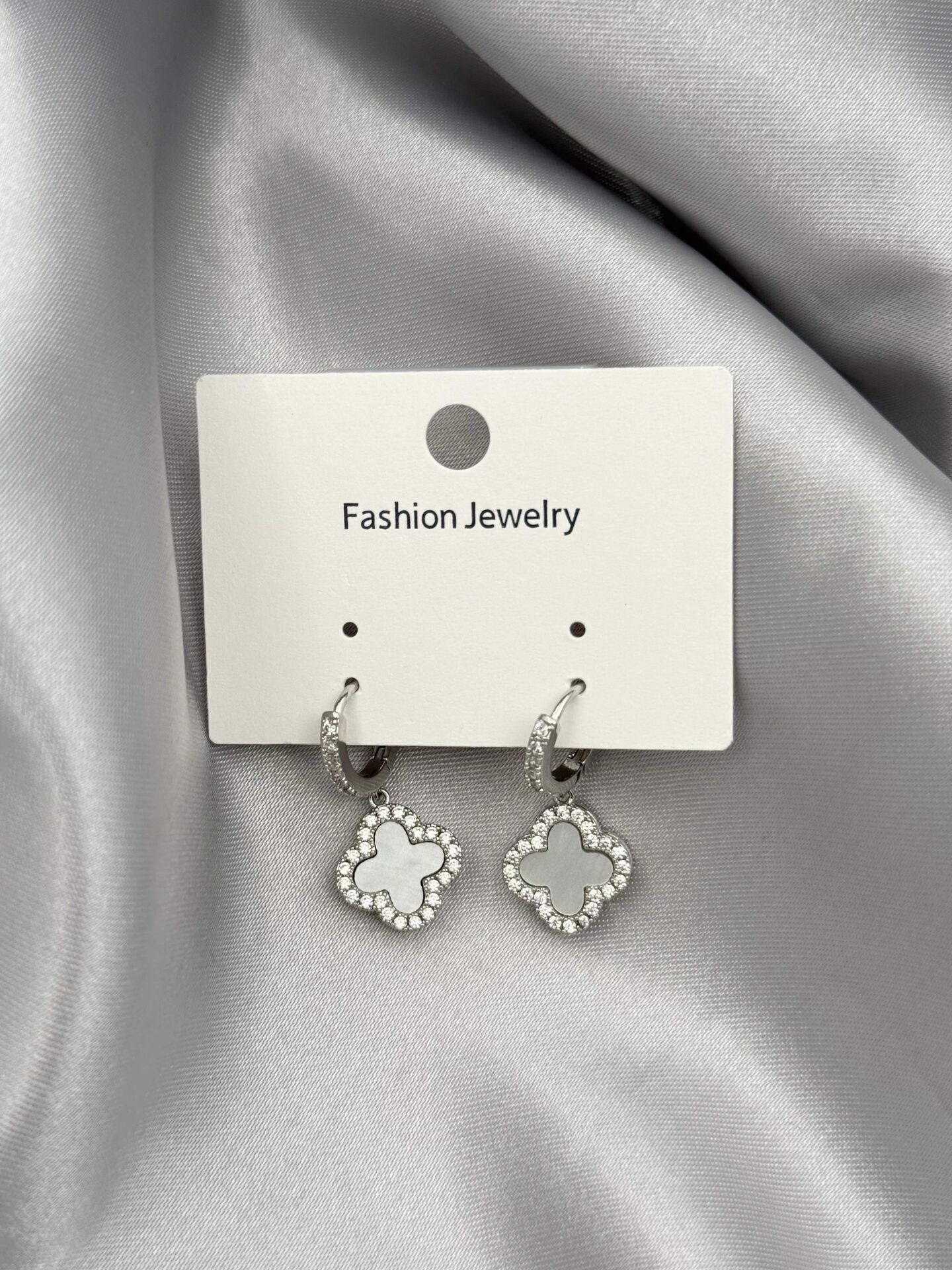 Zirkon Taşlı Rodyum Kaplama Küpe // ITHAL-3761