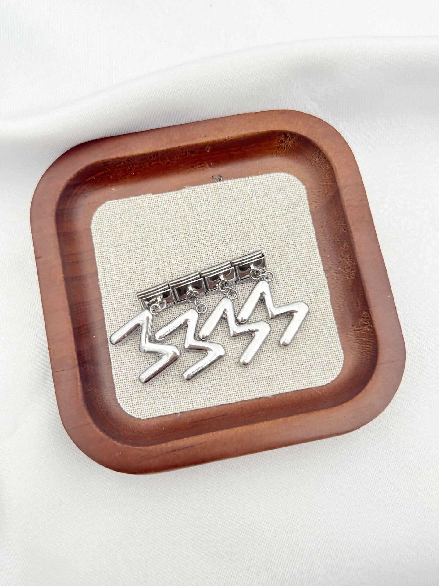 NMT Harfm Charm // CHARM-1227