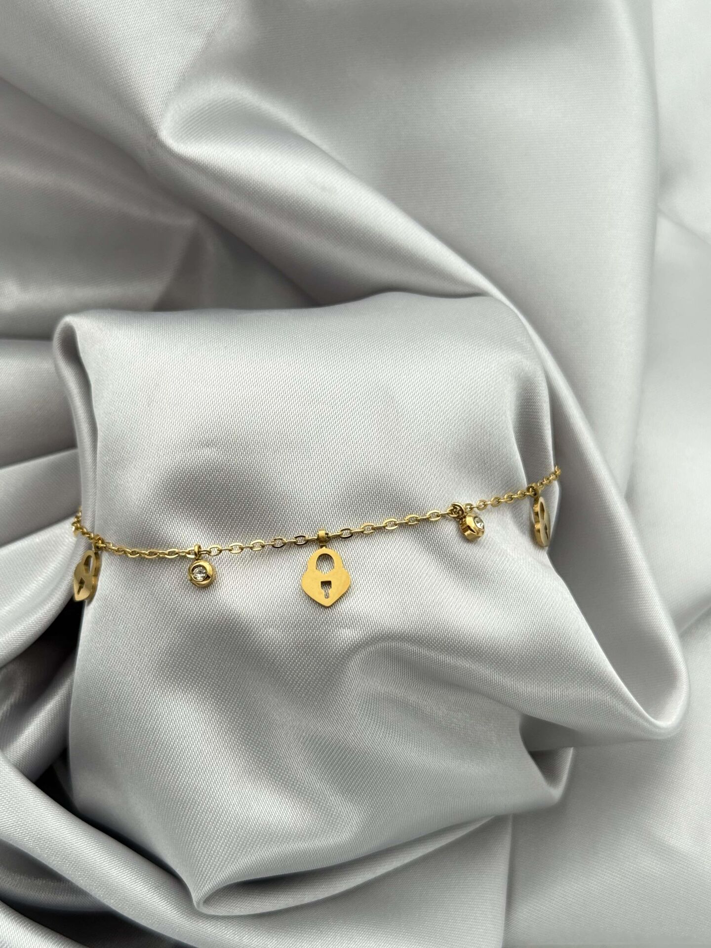 Çelik Halhal // HALHAL-439