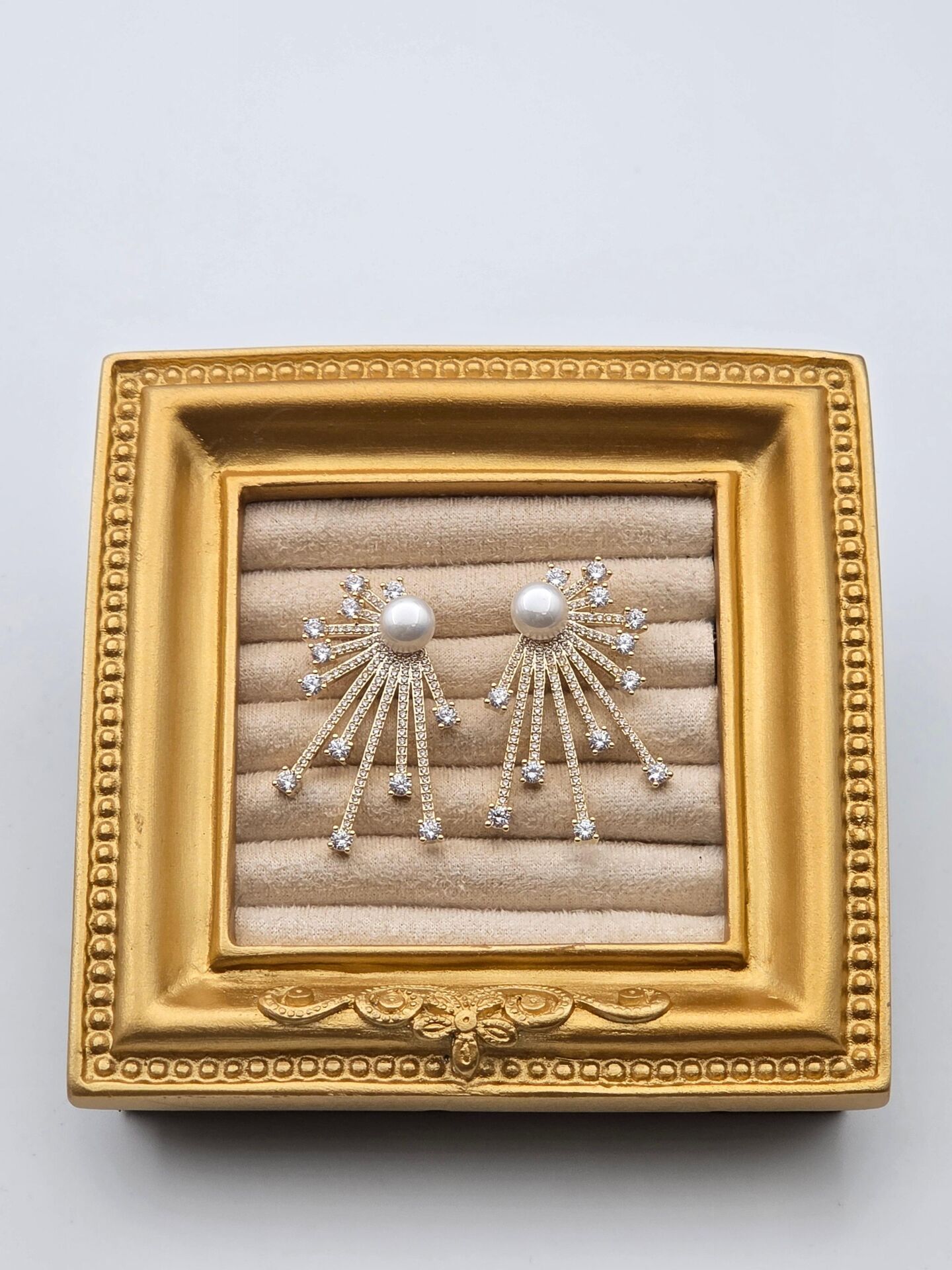 Zirkon Taşlı Rodyum Kaplama Küpe // ITHAL-3224