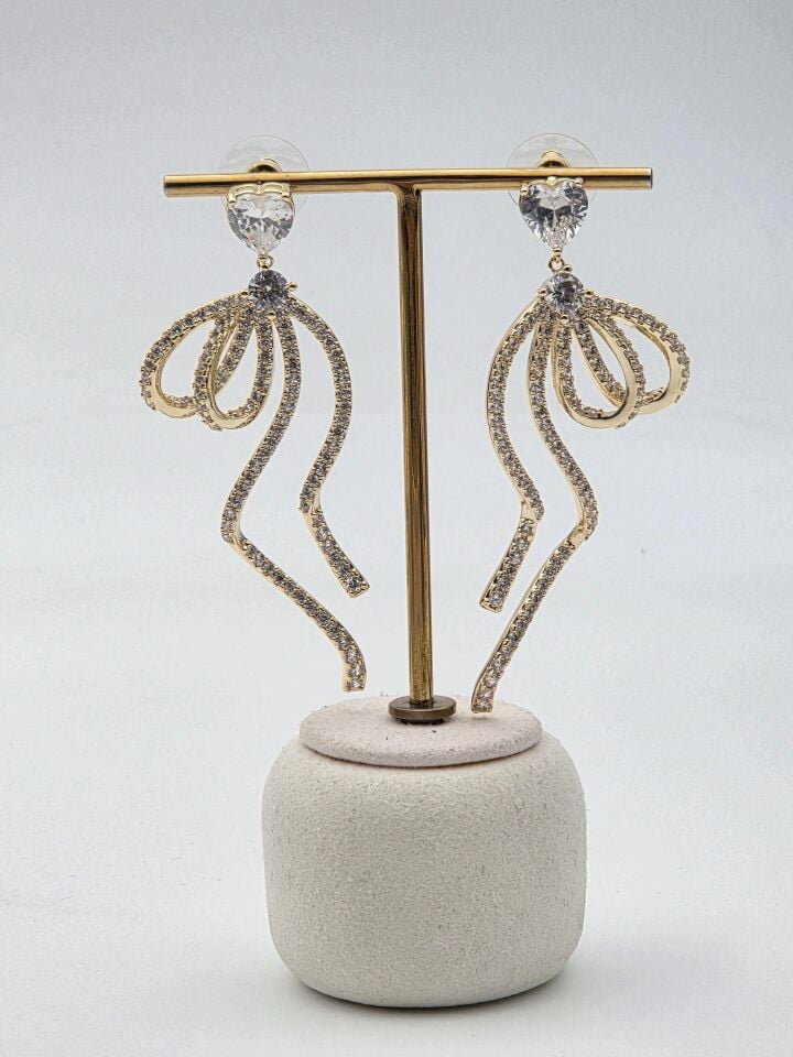 Rhodinierte Ohrringe mit Zirkonsteinen // ITHAL-3226