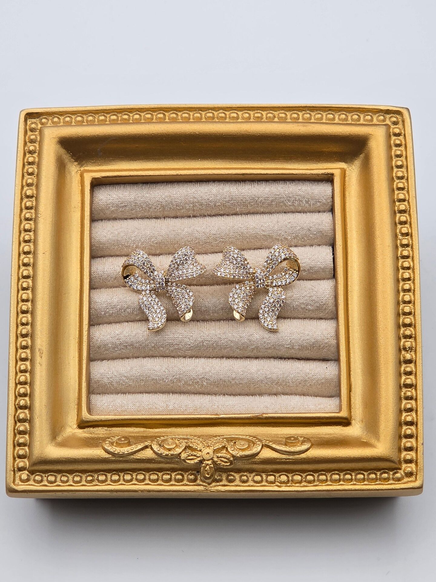 Zirkon Taşlı Rodyum Kaplama Küpe // ITHAL-3233