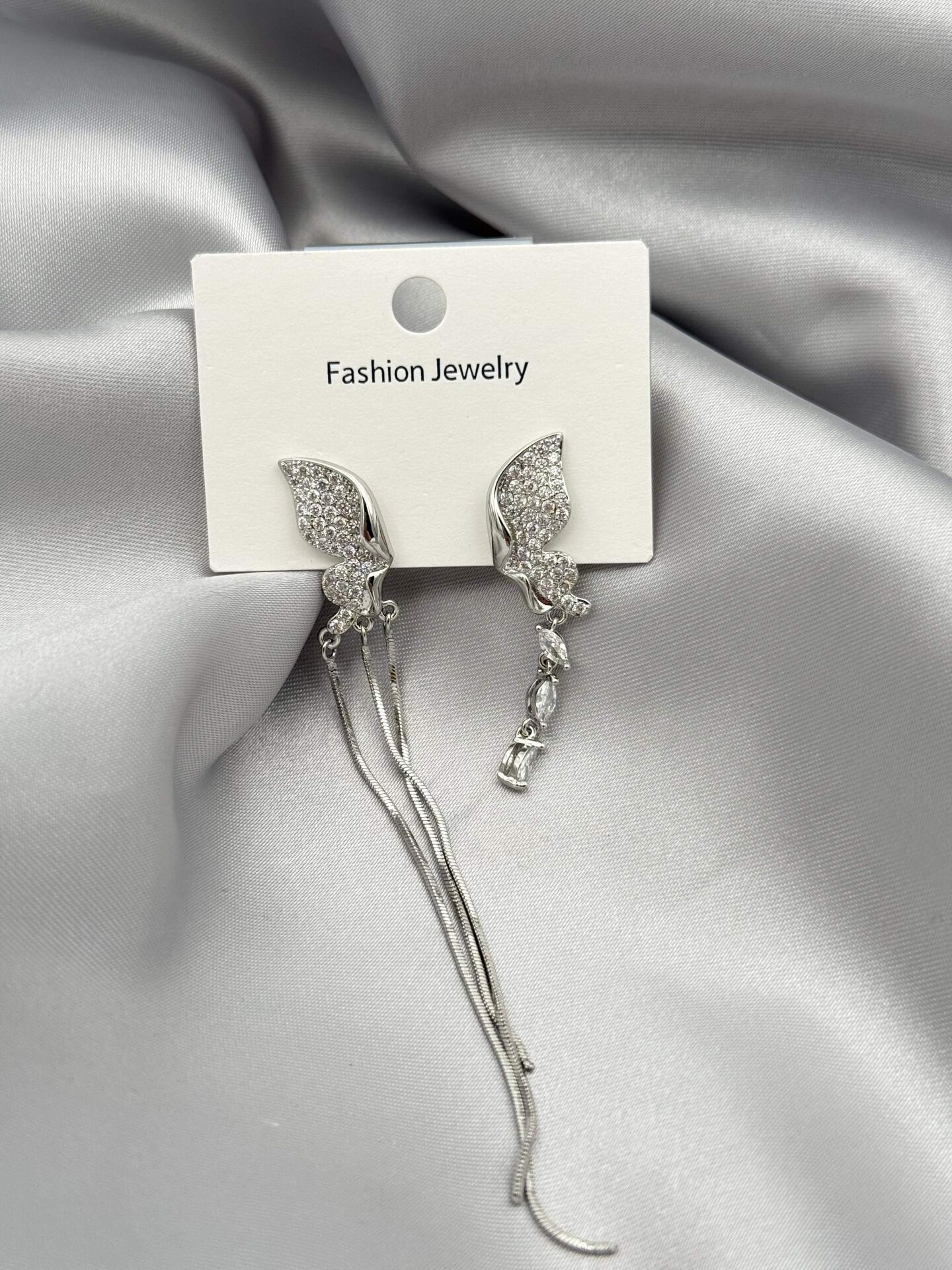 Zirkon Taşlı Rodyum Kaplama Küpe // ITHAL-3797