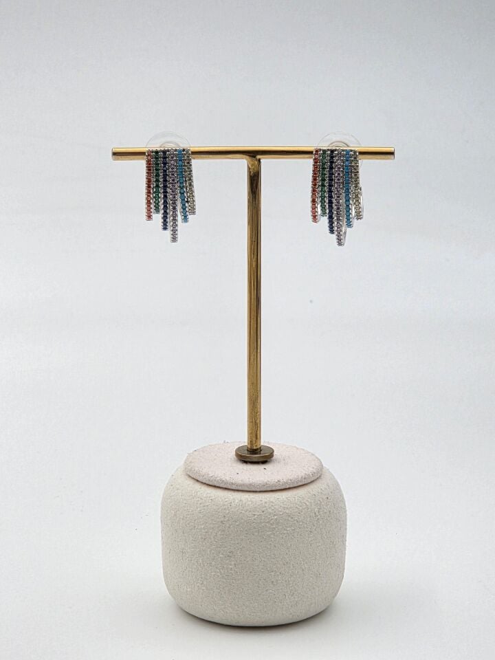 Rhodinierte Ohrringe mit Zirkonsteinen // ITHAL-3240