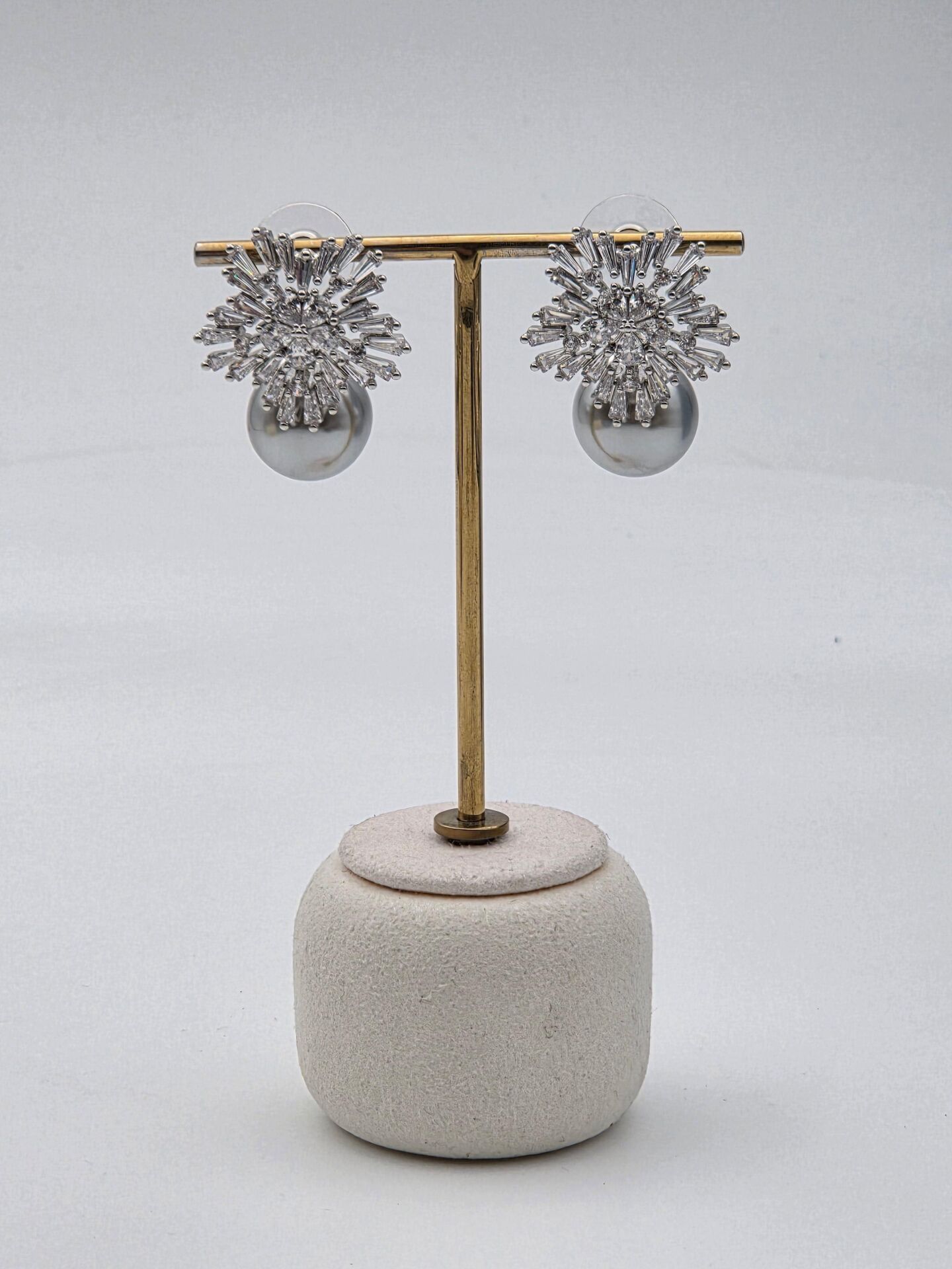 Zirkon Taşlı Rodyum Kaplama Küpe // ITHAL-3246