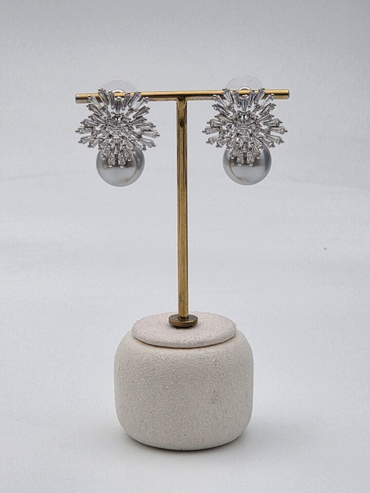 Rhodinierte Ohrringe mit Zirkonstein // ITHAL-3246