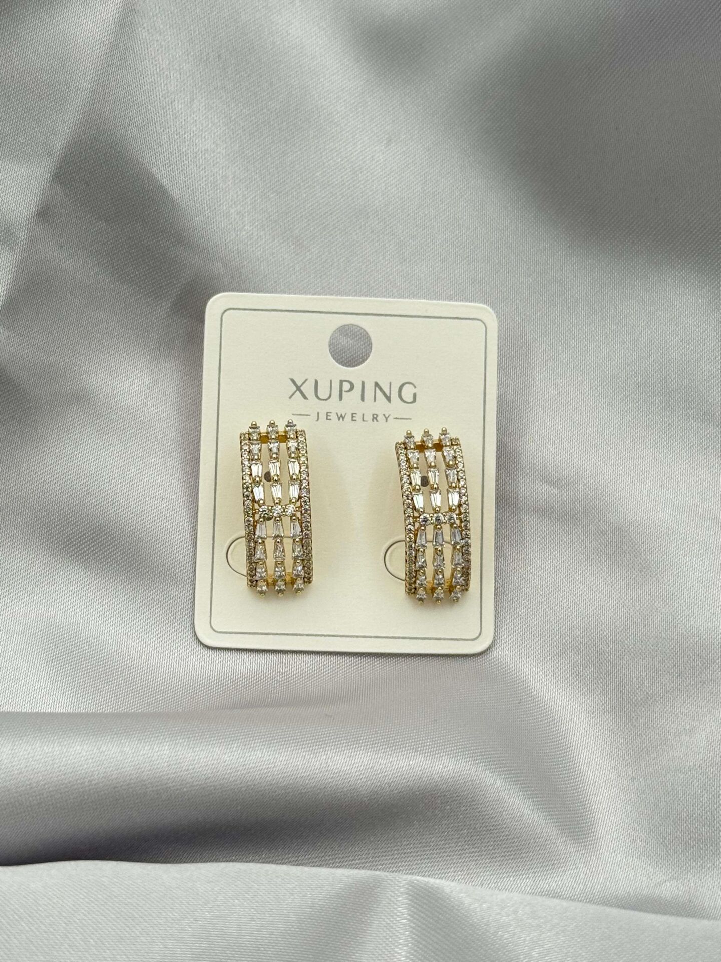 XUPING Earring // K-XU-1691