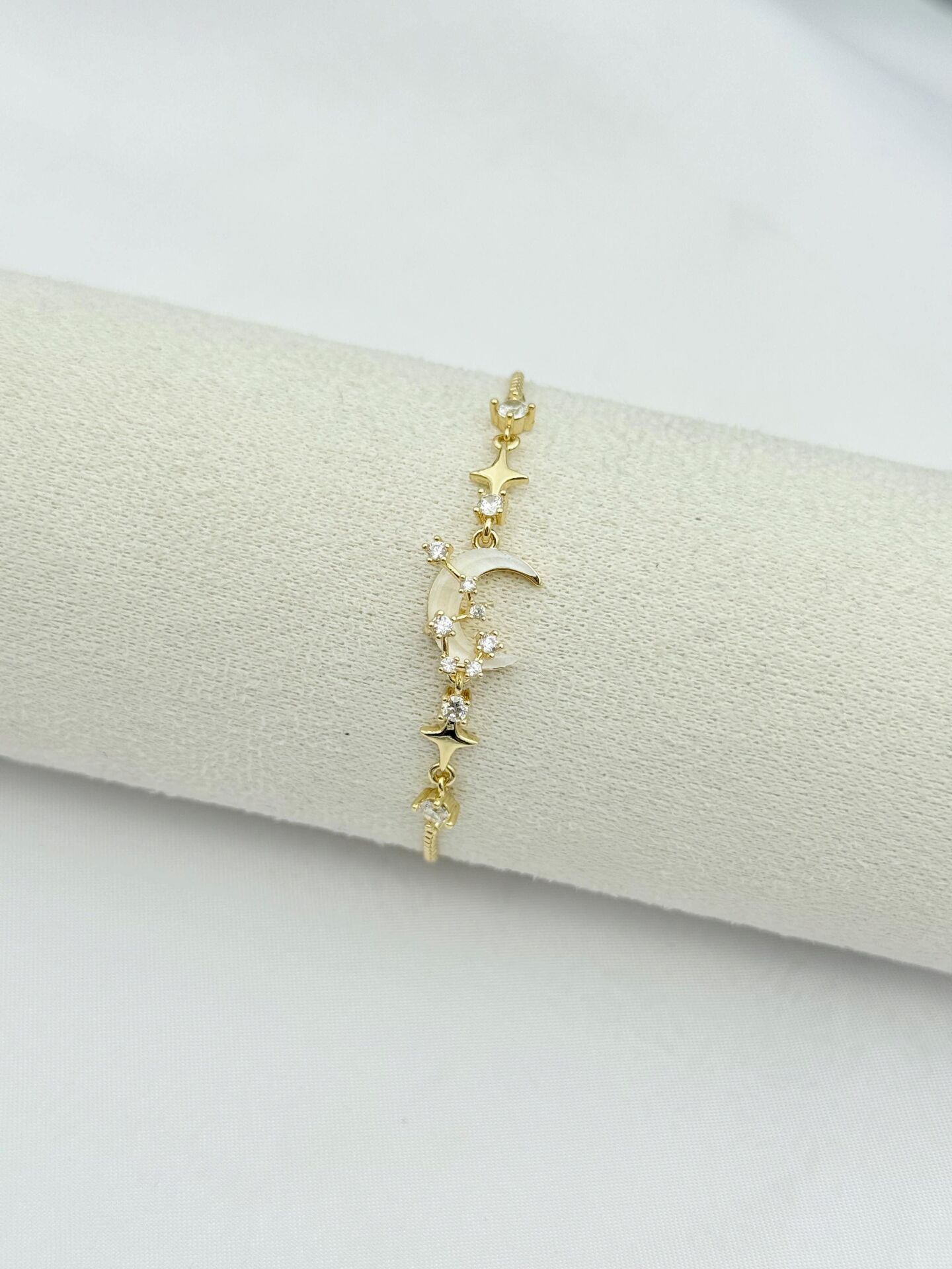 14K Asansörlü Bileklik // BILEK-7094