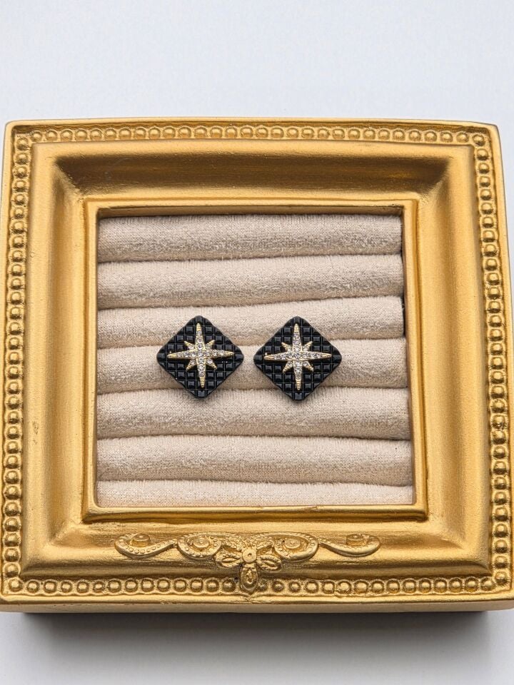 Zirkon Taşlı Rodyum Kaplama Küpe // ITHAL-3261