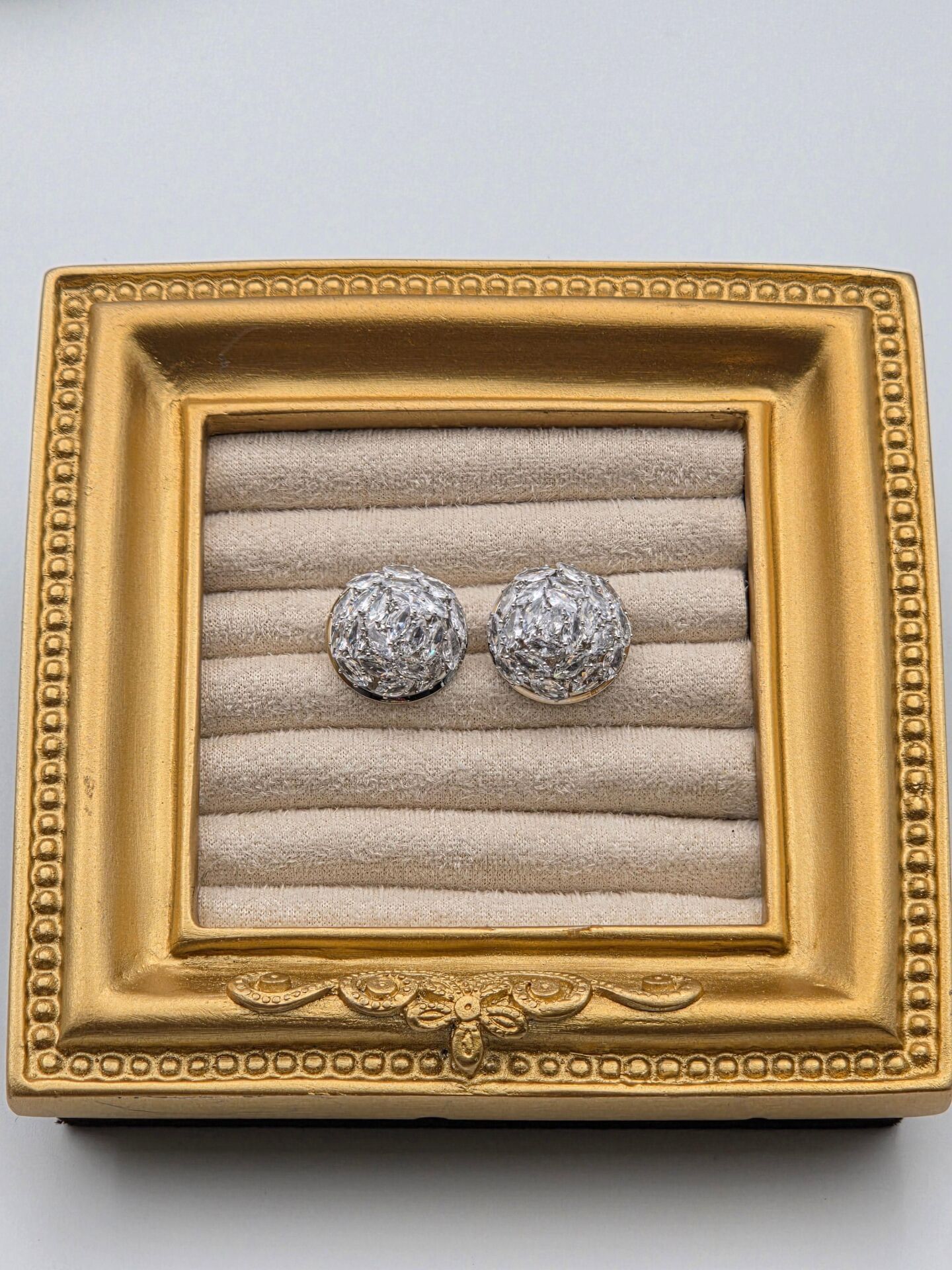 Zirkon Taşlı Rodyum Kaplama Küpe // ITHAL-3265