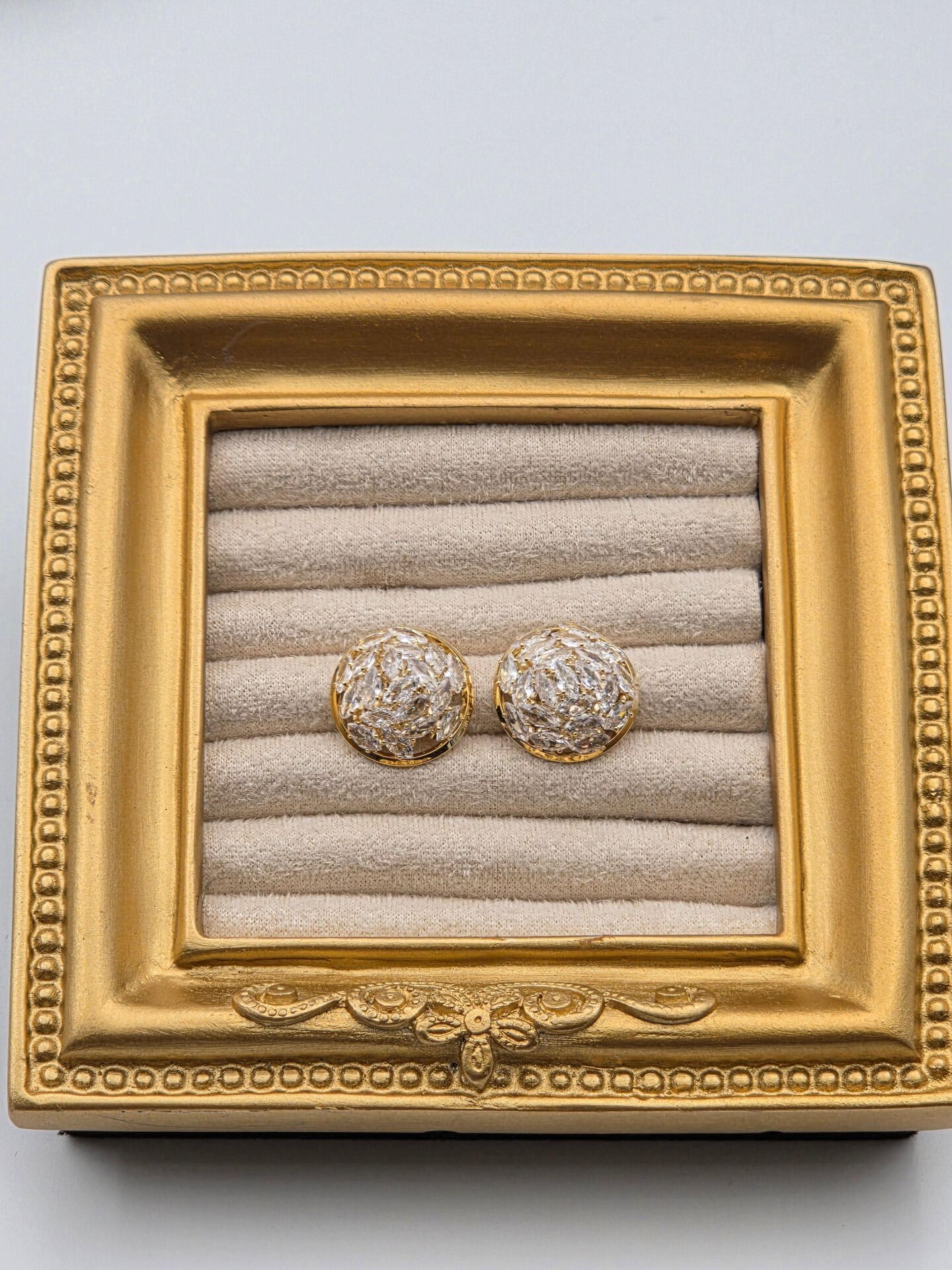 Zirkon Taşlı Rodyum Kaplama Küpe // ITHAL-3266