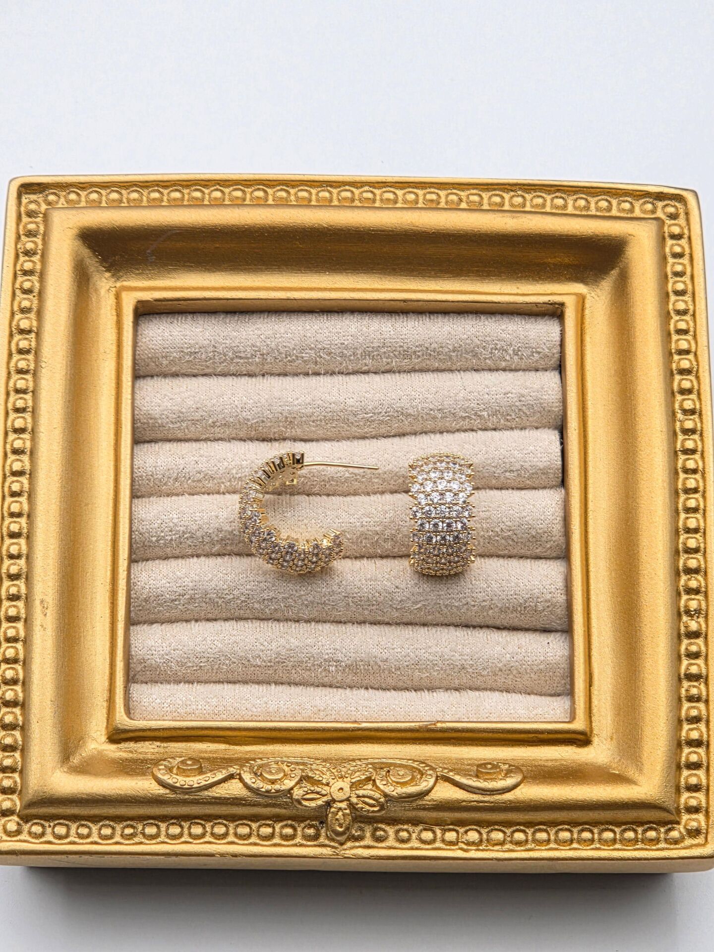 Zirkon Taşlı Rodyum Kaplama Küpe // ITHAL-3268