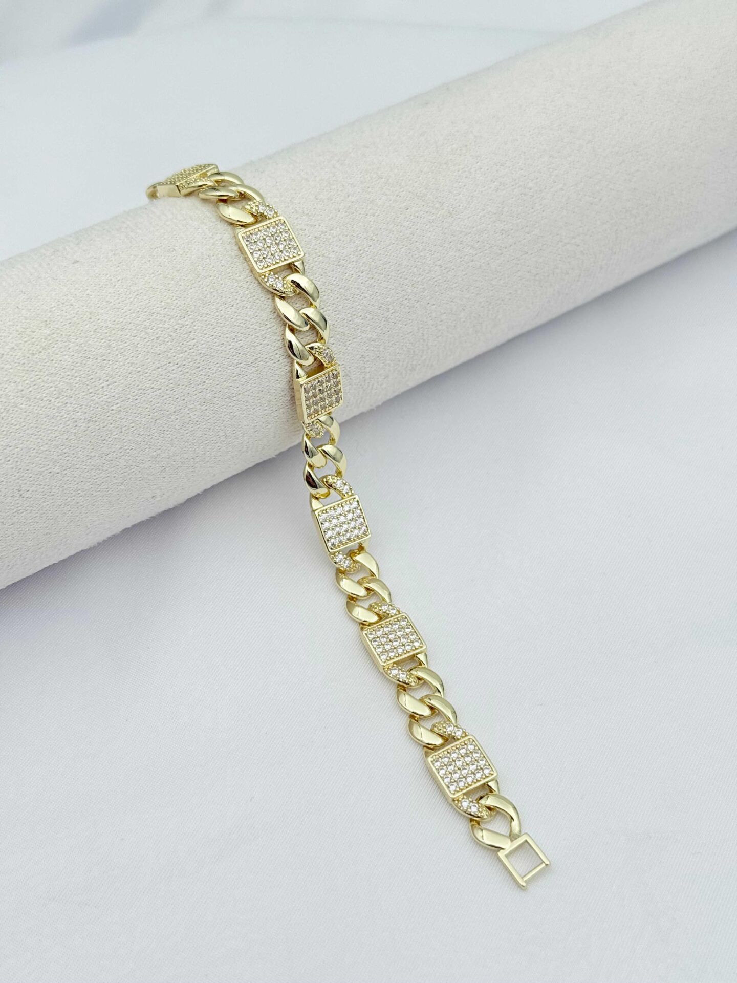 14K Özel Seri Bileklik // BILEK-7114