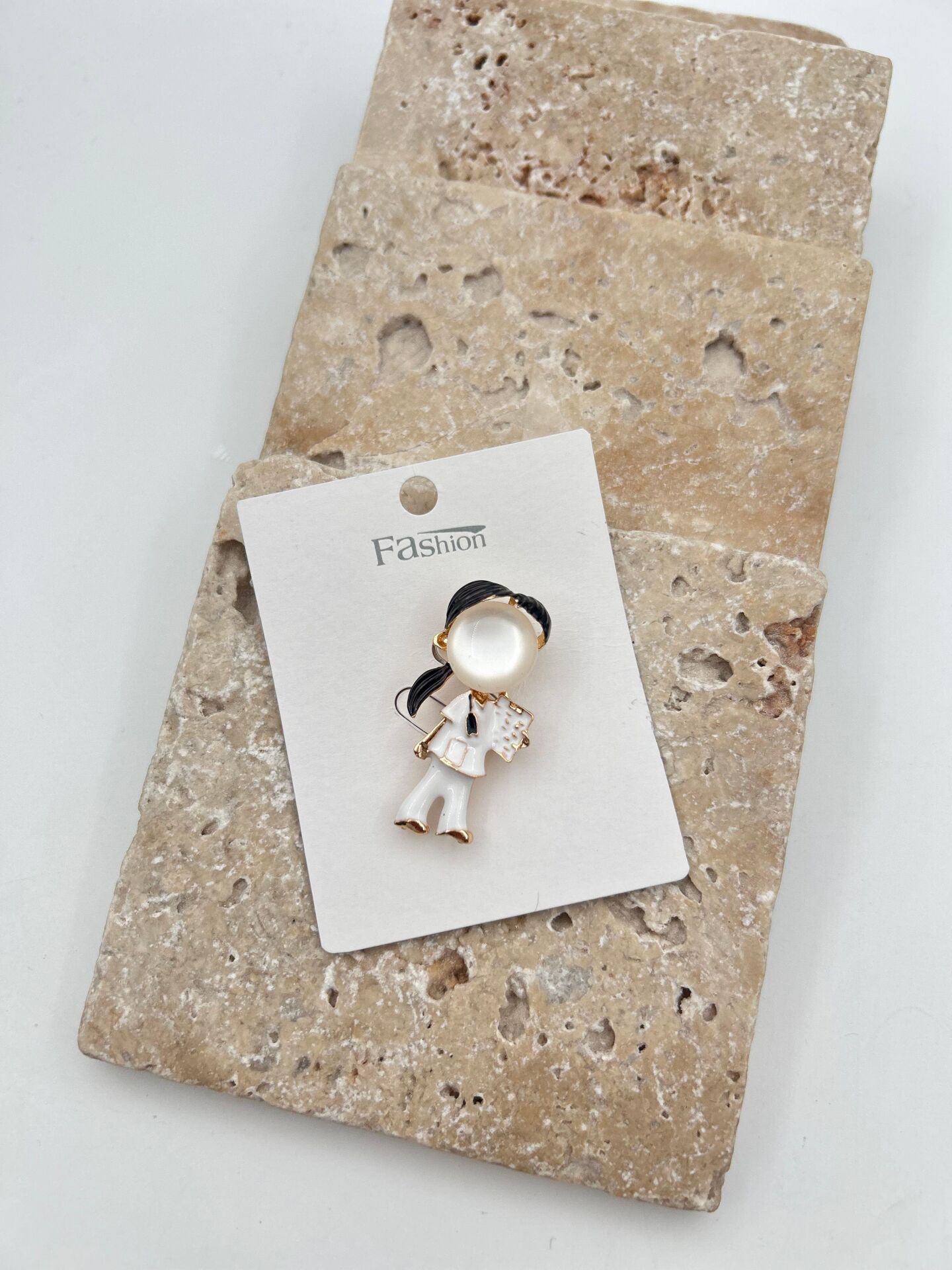 Özel Seri Broş // BROS-610