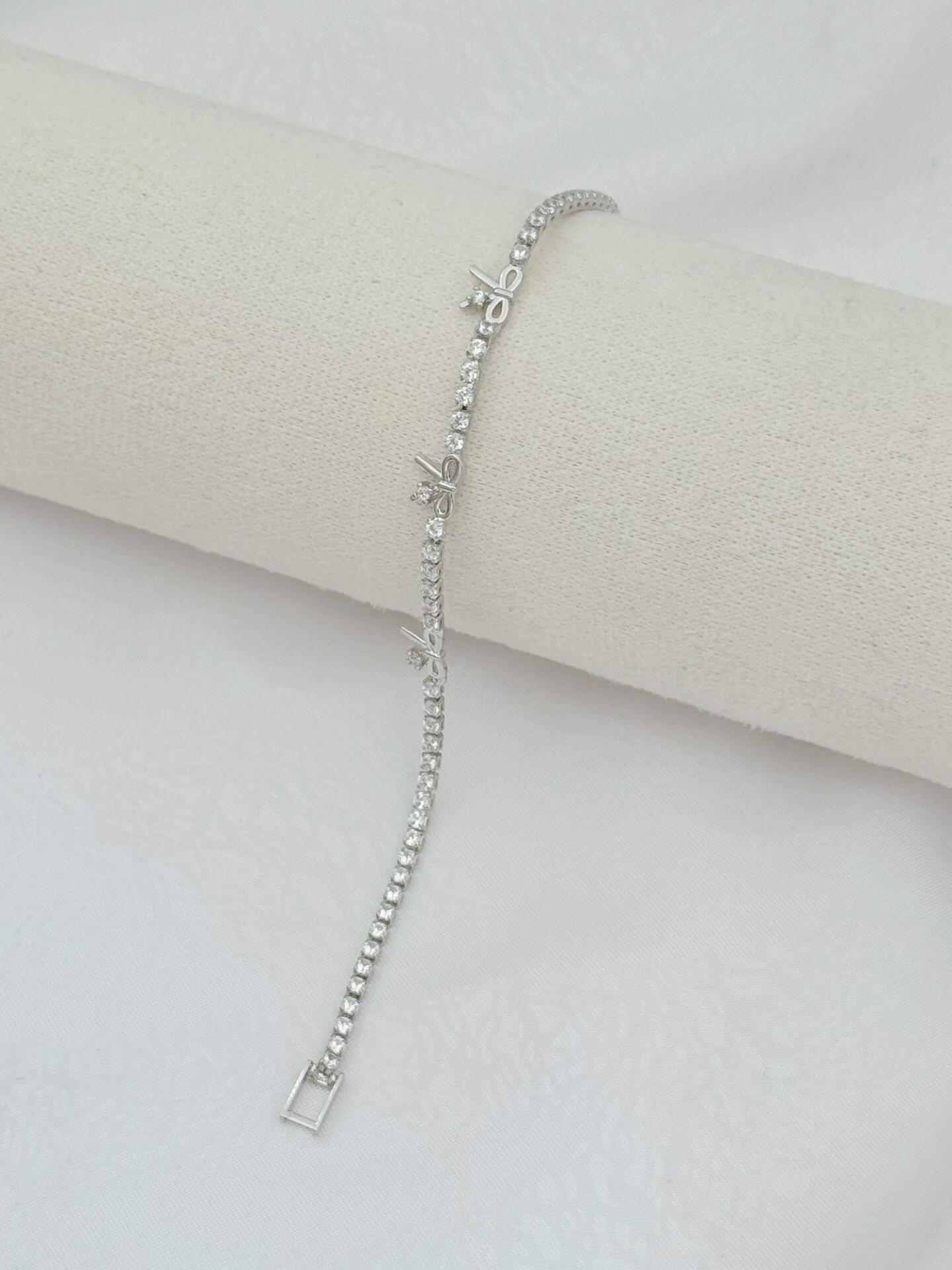 Çelik Motifli Su Yolu Bileklik // BILEK-7002