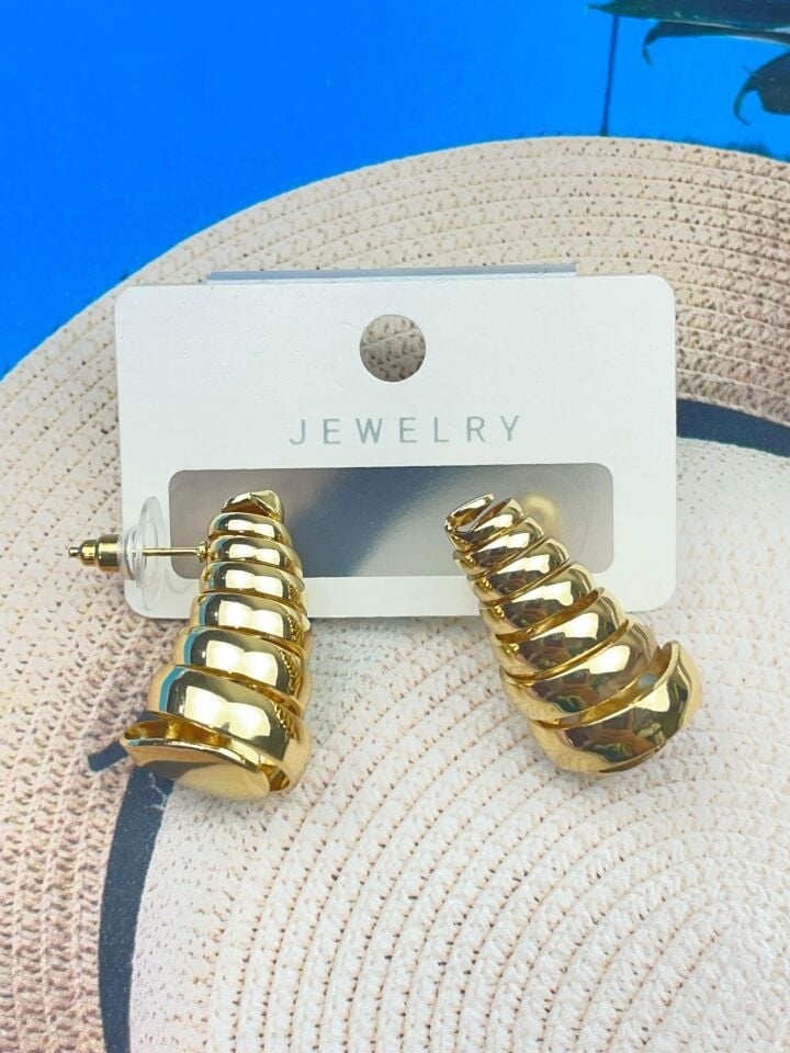 VIP Earrings // IMPORT-2055