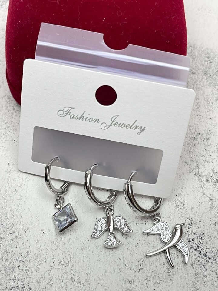 VIP Earring // K-ITH-1124