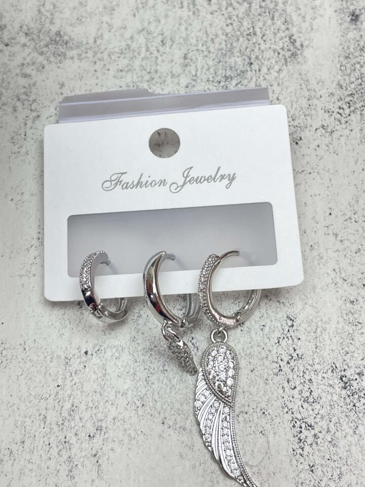 VIP Earring // K-ITH-1131