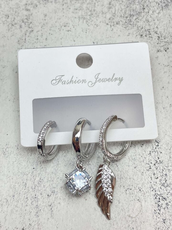 VIP Earring // K-ITH-1133
