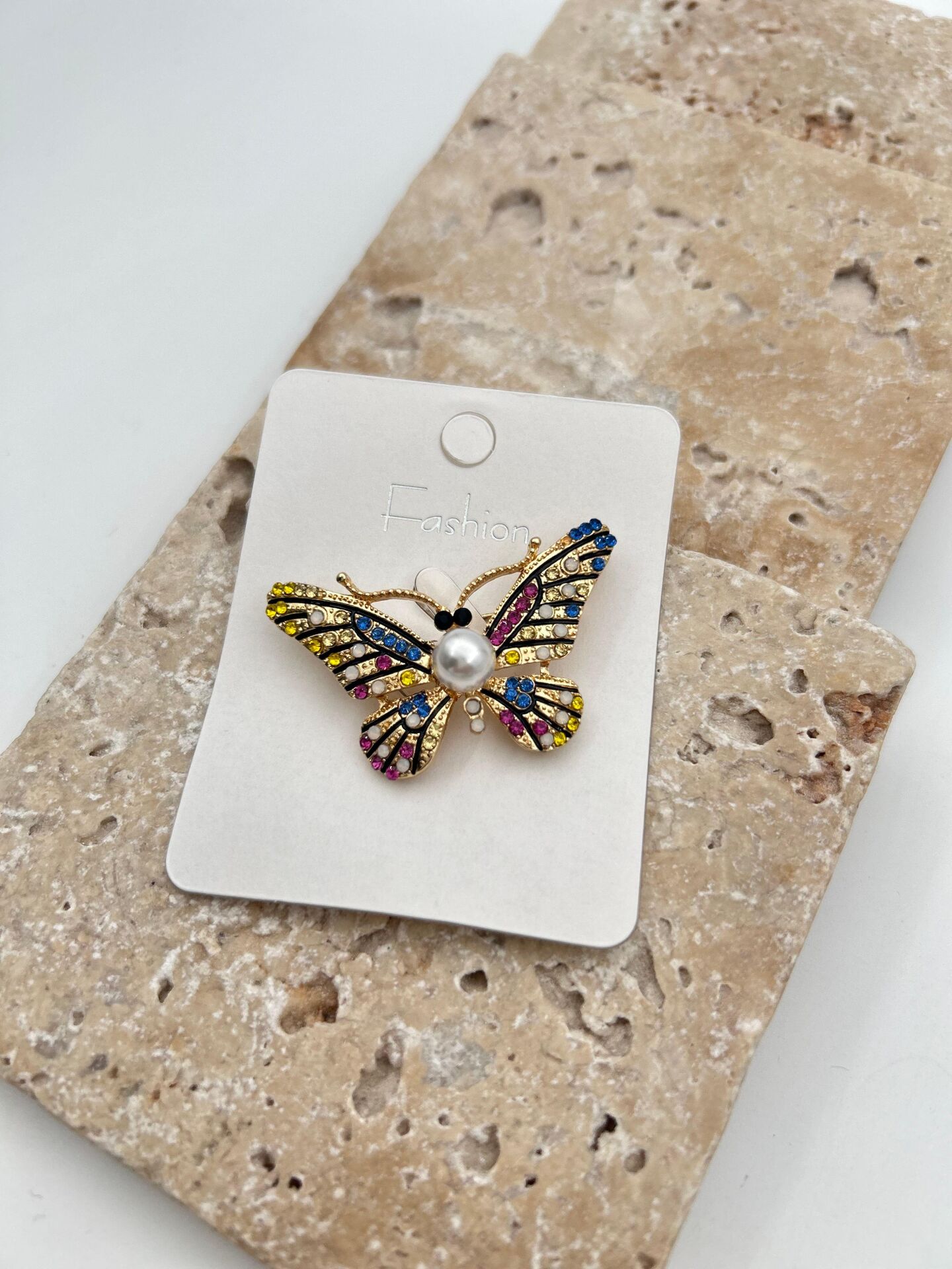 Özel Seri Broş // BROS-690