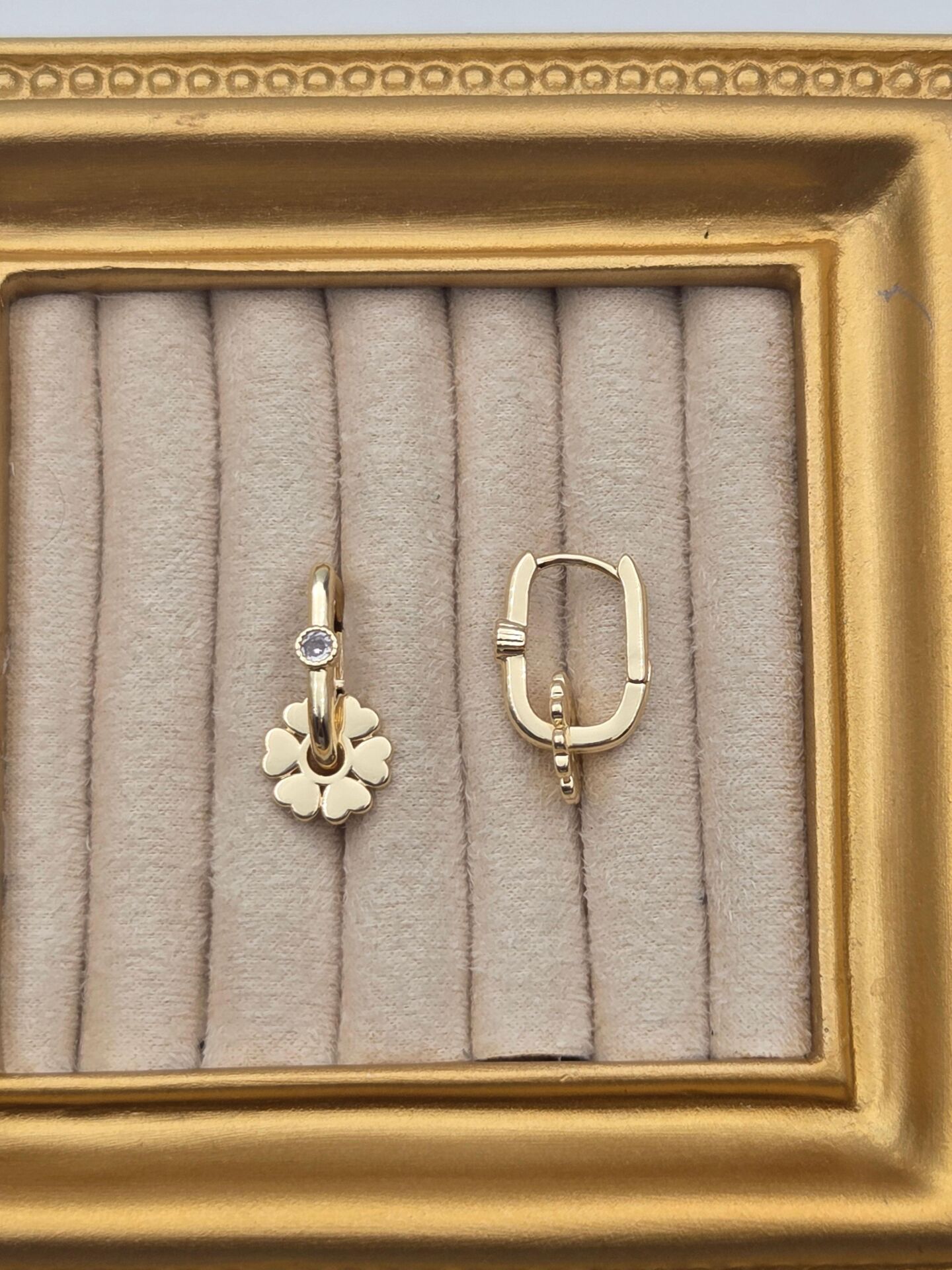 Çelik Küpe // KÜPE-3932