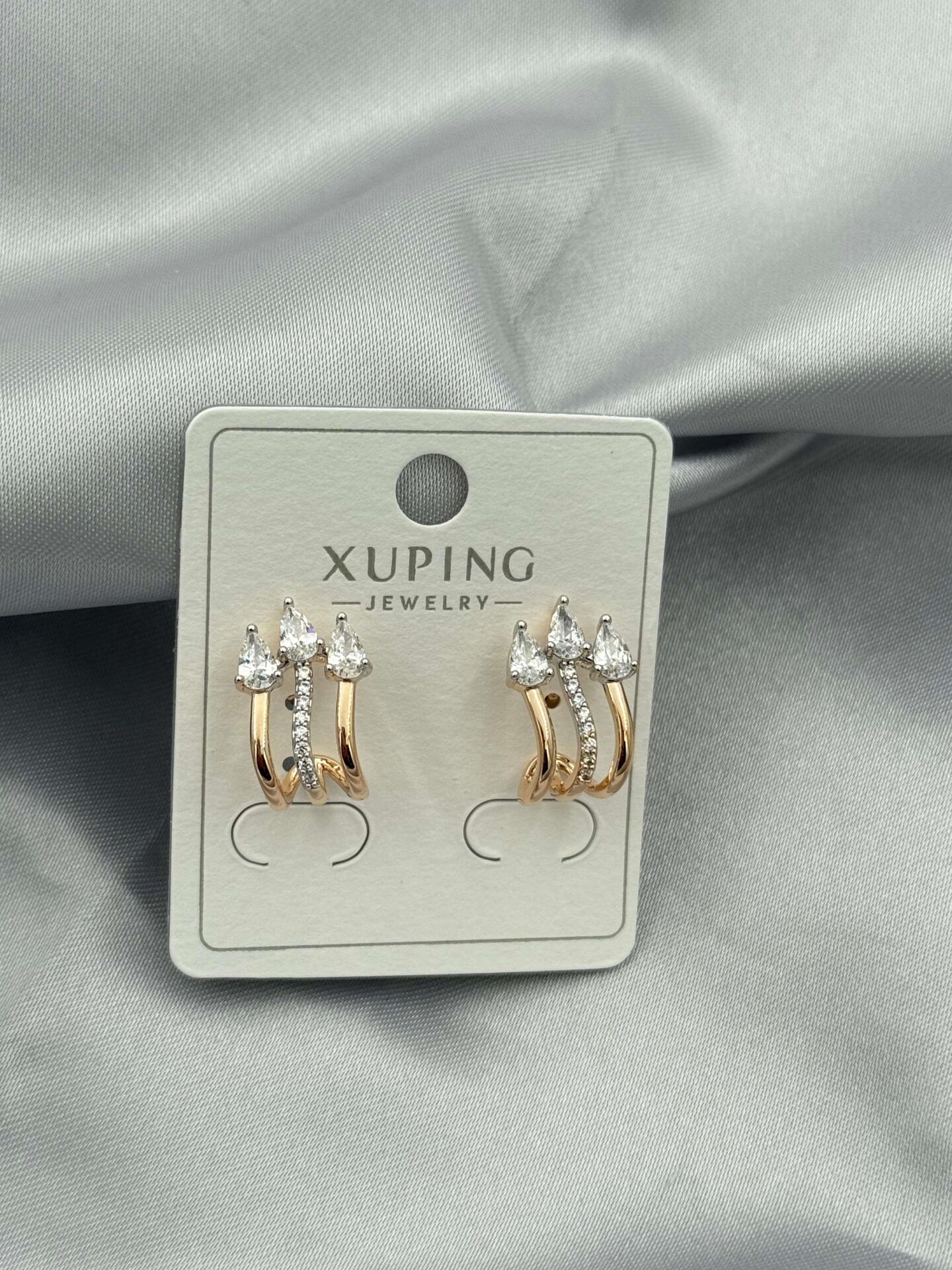 XUPING Earring // K-XU-1793