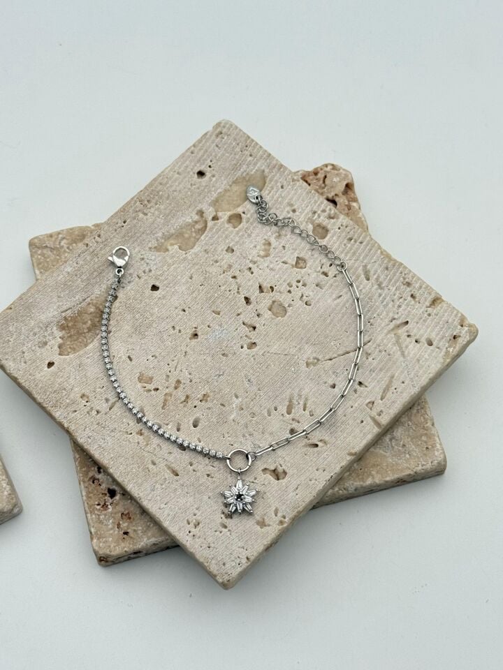 VIP Silver Renk Bileklik // BILEK-6616