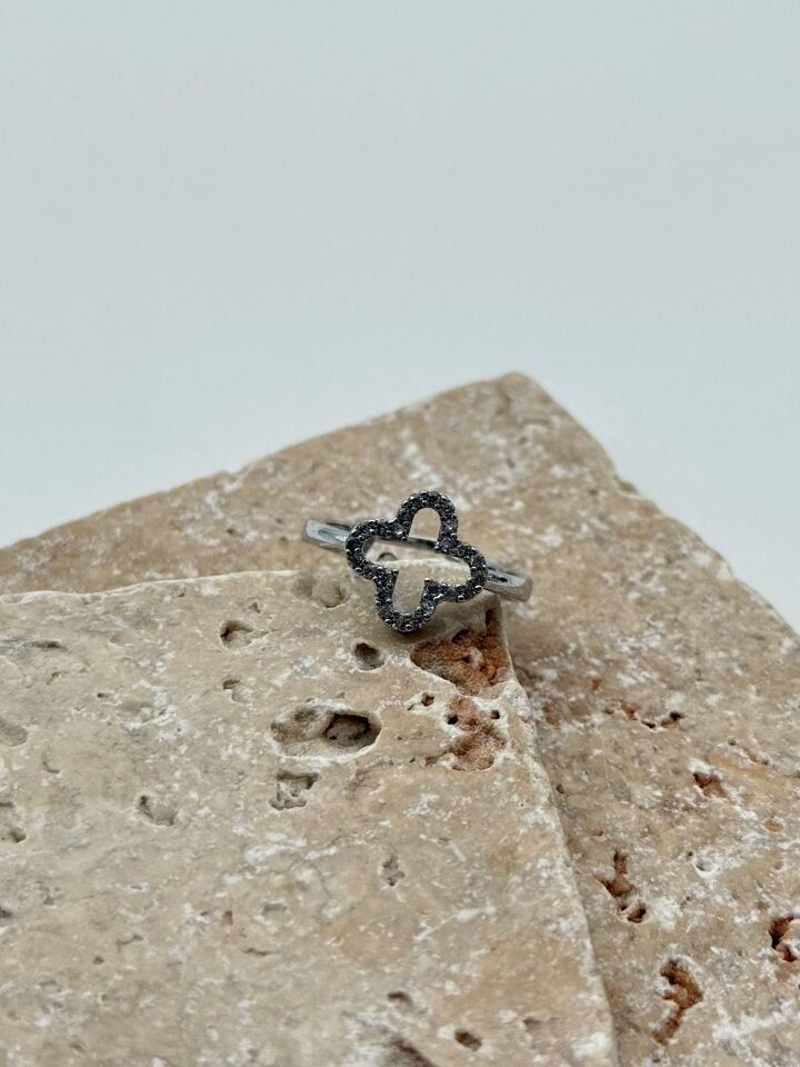 VIP Ring (Adjustable) // RING-1871
