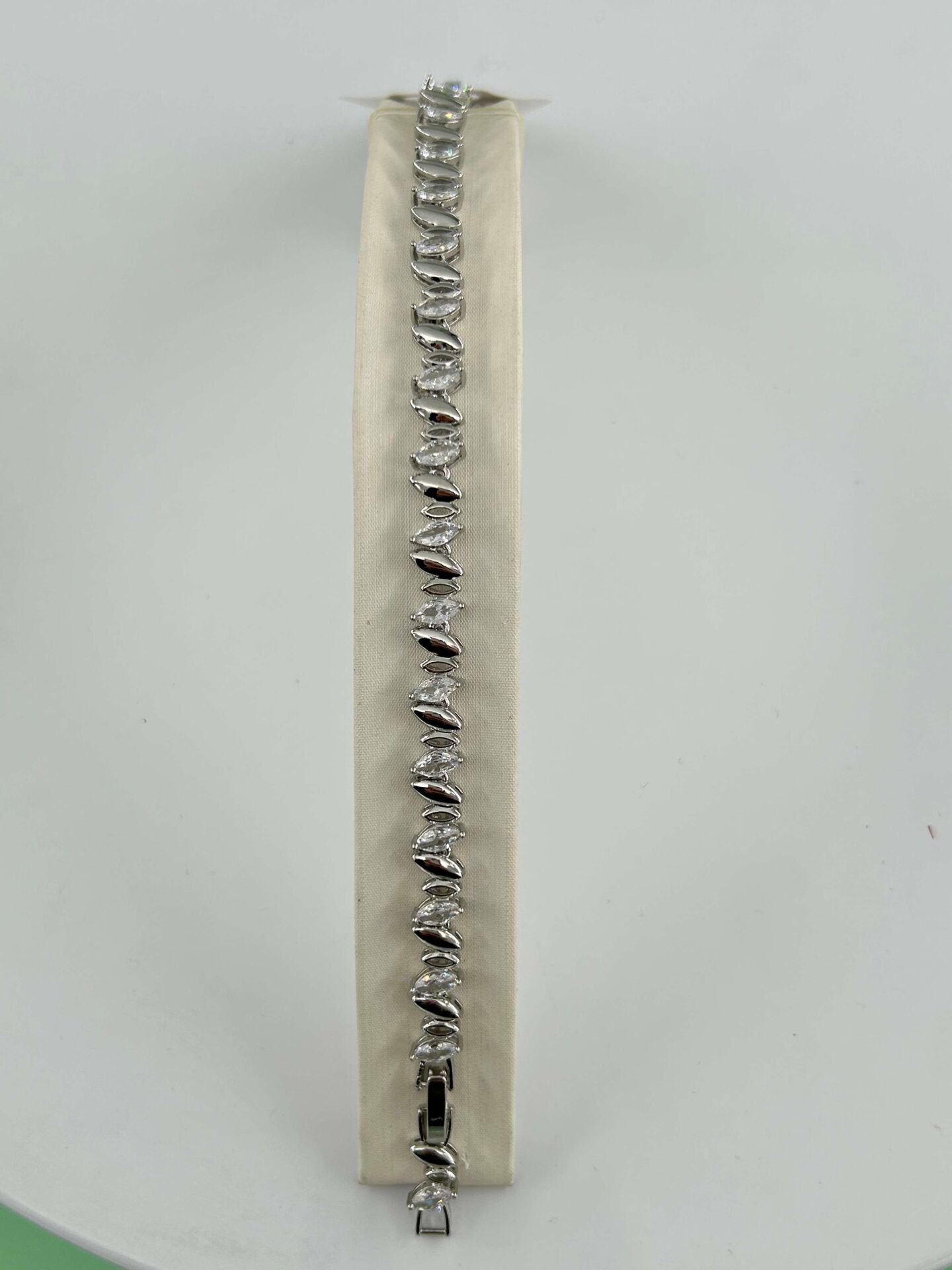 VIP Silver Bileklik // BILEK-4698