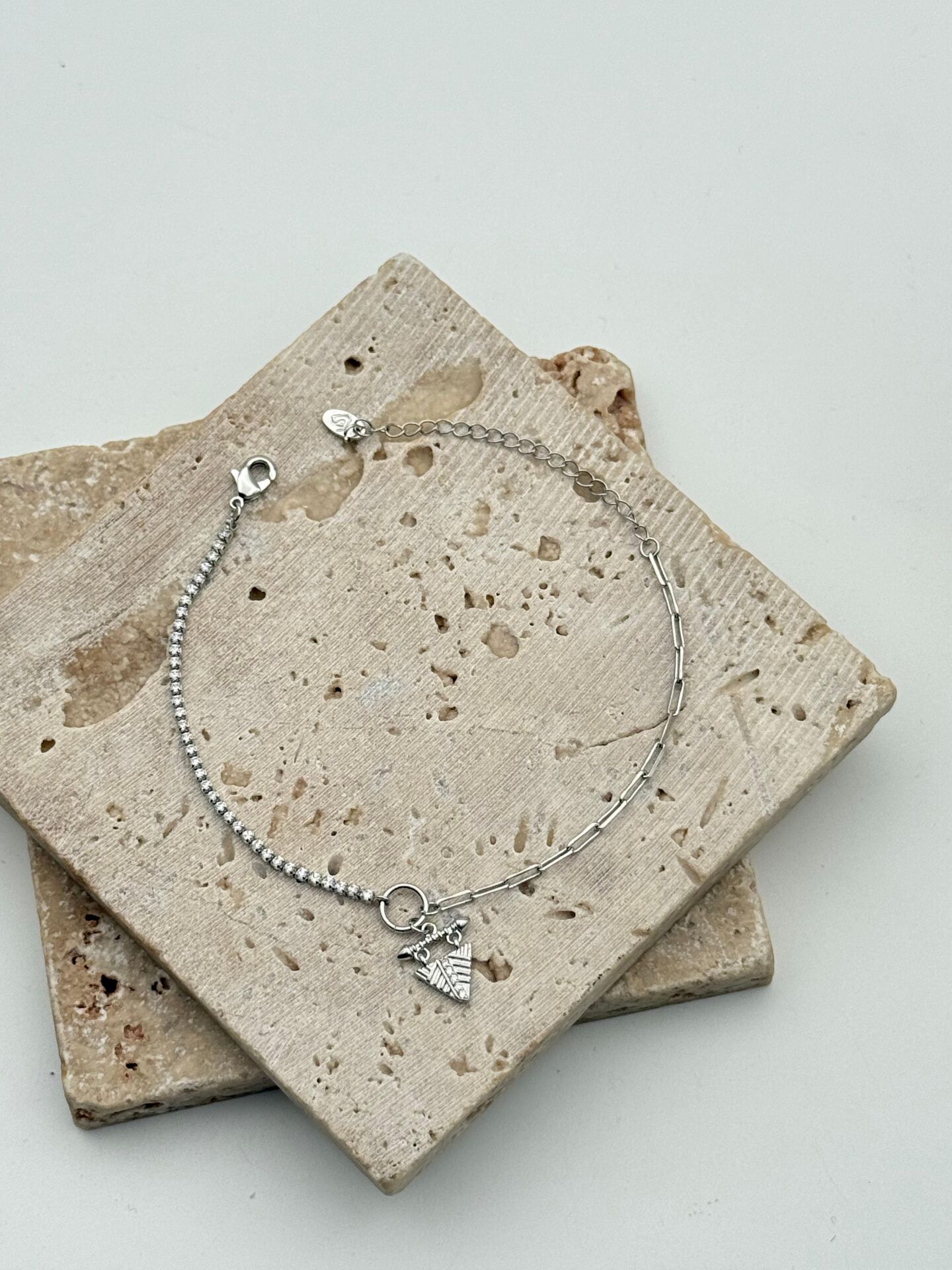 VIP Silver Renk Bileklik // BILEK-6638