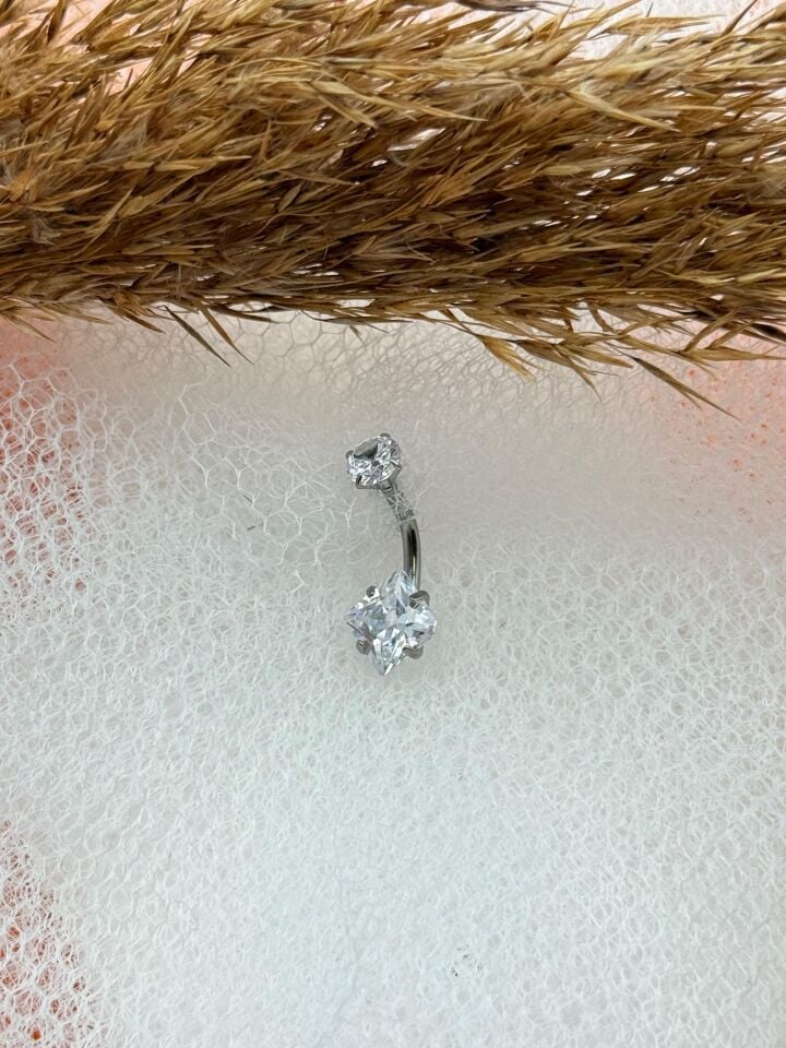 Bauchnabelpiercing aus Stahl // TRAG-195