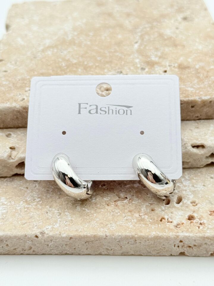 VIP Earring // IMPORT-3191