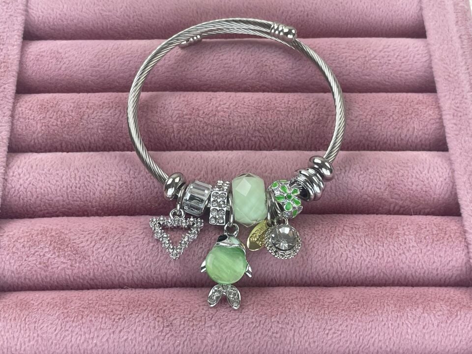 PNDR-Armband aus Stahl