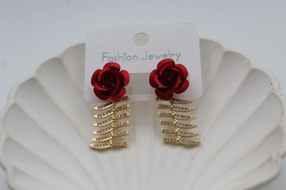VIP Earring // IMPORT-2650