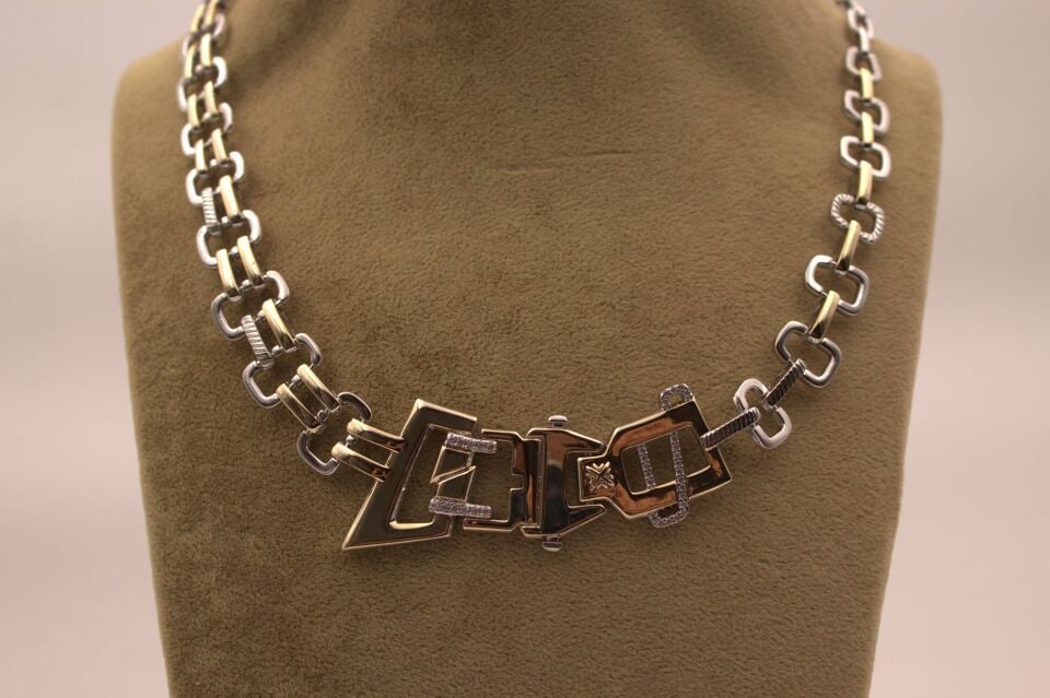 VIP Necklace // IMPORT-2674