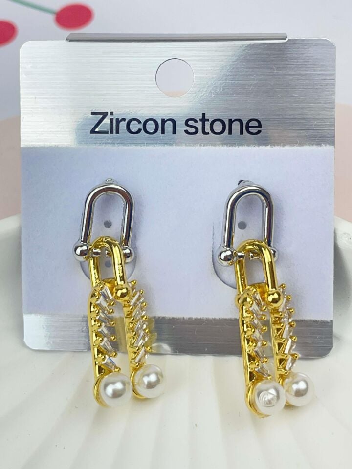 VIP Earring // K-ITH-1361