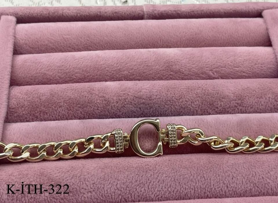 VİP Harf Bileklik (C)