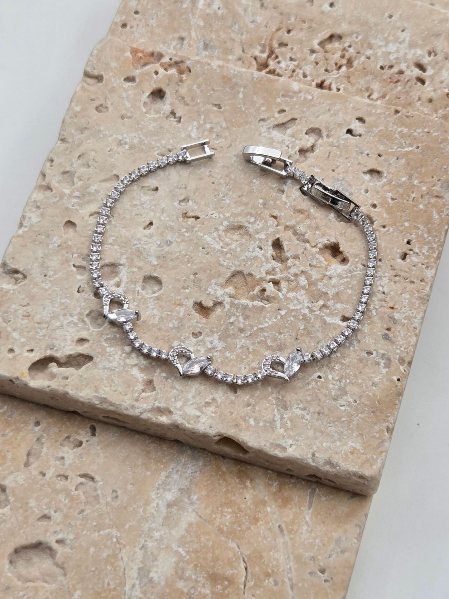 Çelik Motifli Su Yolu Bileklik // BILEK-6401