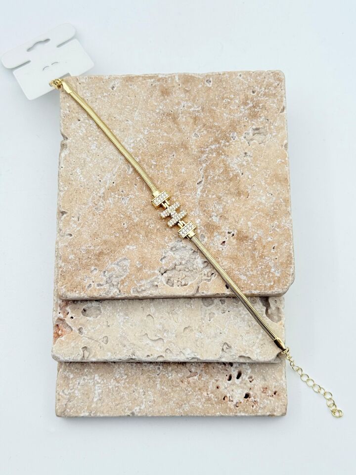 VIP Letter Bracelet // WRIST-6016